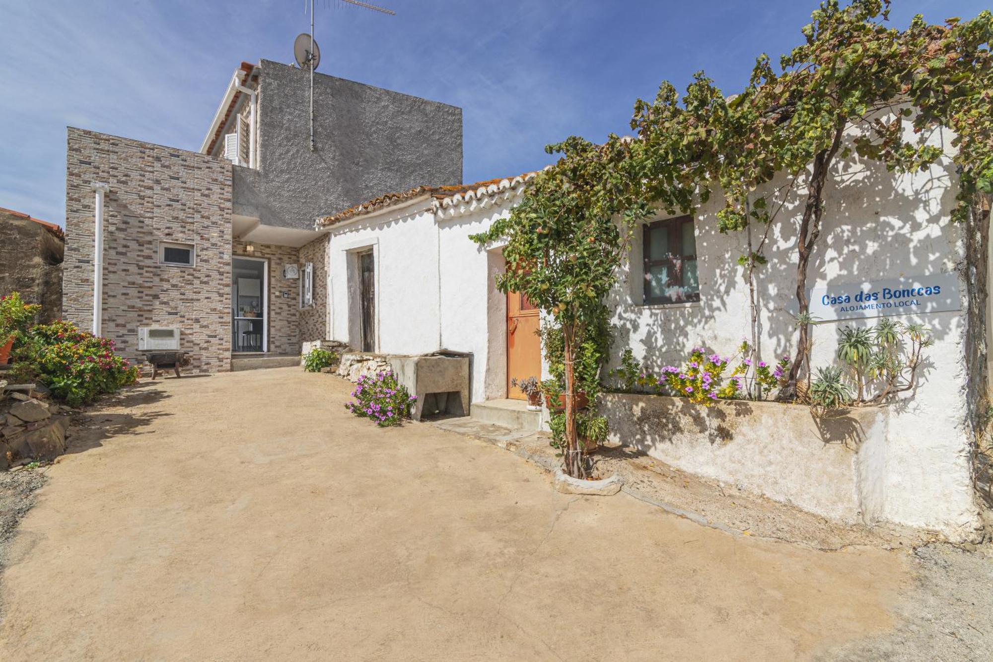 Casa Das Bonecas Farelos de Baixo Exterior photo